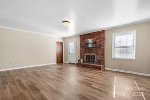 3520 20th Ave NE, Hickory, NC 28601 - Photo 9