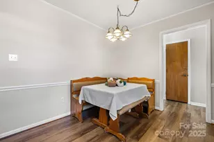 3520 20th Ave NE, Hickory, NC 28601 - Photo 13