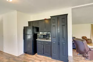 3464 Rock Creek Dr, Newton, NC 28658 - Photo 25