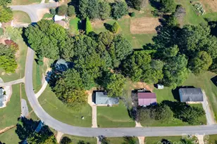 3464 Rock Creek Dr, Newton, NC 28658 - Photo 9