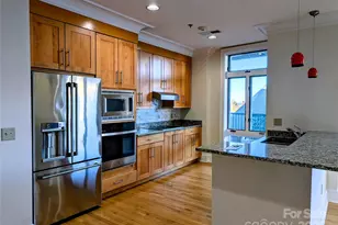 21 Battery Park Ave, Asheville, NC 28801 - Photo 3