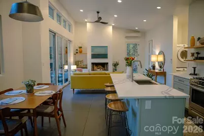 808 Mountain Cove Road, Hendersonville, NC 28792 - Photo 9