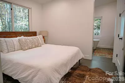 808 Mountain Cove Road, Hendersonville, NC 28792 - Photo 15