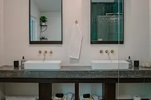 808 Mountain Cove Rd, Hendersonville, NC 28792 - Photo 17