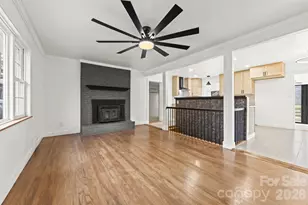28 Pine Ln, Asheville, NC 28806 - Photo 3