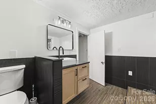 28 Pine Ln, Asheville, NC 28806 - Photo 19