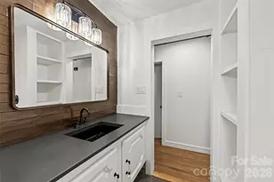 28 Pine Ln, Asheville, NC 28806 - Photo 23