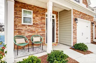 3925 Rothwood Ln, Harrisburg, NC 28075 - Photo 3