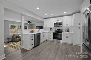 2314 Knickerbocker Dr, Charlotte, NC 28212 - Photo 3