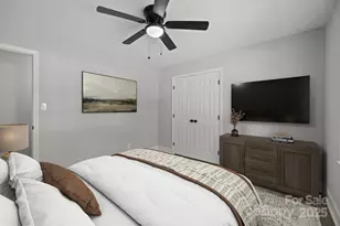 2314 Knickerbocker Dr, Charlotte, NC 28212 - Photo 15