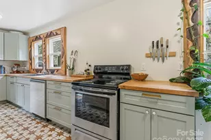 12 Woodland Dr, Asheville, NC 28806 - Photo 15