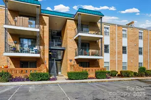 4739 Hedgemore Dr, Charlotte, NC 28209 - Photo 23