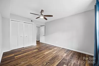 4739 Hedgemore Drive #O, Charlotte, NC 28209 - Photo 15