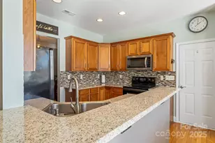 1450 Jc Raulston Ct, Hickory, NC 28602 - Photo 9