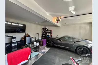 108 41st Avenue NW, Hickory, NC 28601 - Photo 33