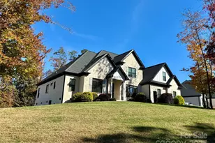 108 41st Ave NW, Hickory, NC 28601 - Photo 1