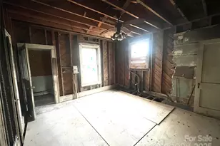 308 Elm St, Lancaster, SC 29720 - Photo 7