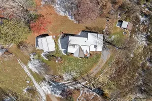 237 Utah Mountain Rd, Waynesville, NC 28785 - Photo 43