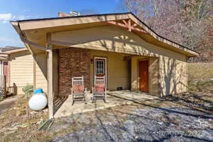 237 Utah Mountain Rd, Waynesville, NC 28785 - Photo 35