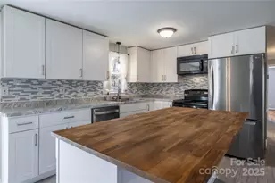 1046 22nd St NE, Hickory, NC 28601 - Photo 13