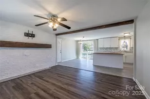 1046 22nd St NE, Hickory, NC 28601 - Photo 9