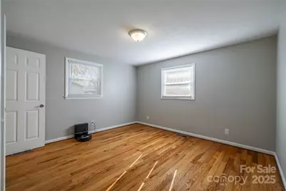 1046 22nd Street NE, Hickory, NC 28601 - Photo 19