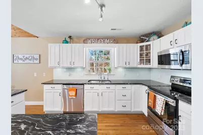 8 Alexander Chapel Drive, Asheville, NC 28804 - Photo 17