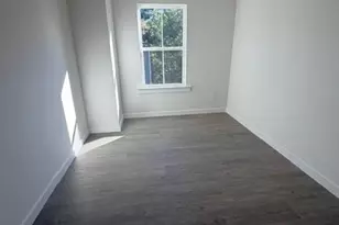 405 15th Ave SW, Hickory, NC 28602 - Photo 9