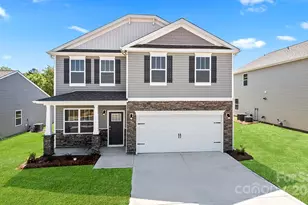 608 Country Oak Dr, Asheville, NC 28804 - Photo 1