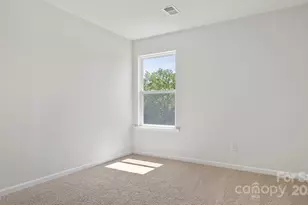 608 Country Oak Dr, Asheville, NC 28804 - Photo 19