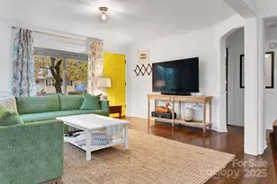 26 Duckworth Ave, Brevard, NC 28712 - Photo 7