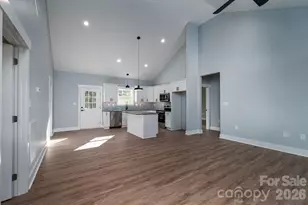 1151 13th St SW, Hickory, NC 28602 - Photo 7