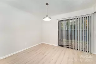 6128 Bent Tree Ct, Charlotte, NC 28212 - Photo 5