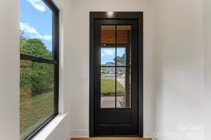 4121 Sarah Dr, Charlotte, NC 28217 - Photo 7