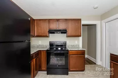 604 Robertson Avenue, Charlotte, NC 28208 - Photo 5