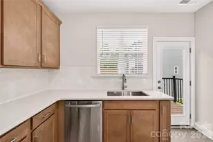 1530 Levy Wy, Charlotte, NC 28205 - Photo 15