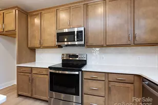 1530 Levy Wy, Charlotte, NC 28205 - Photo 5