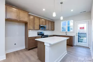 1530 Levy Wy, Charlotte, NC 28205 - Photo 3