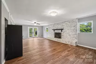 327 Johnson Dairy Rd, Mooresville, NC 28115 - Photo 23