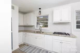 107 Mint St, Clover, SC 29710 - Photo 3