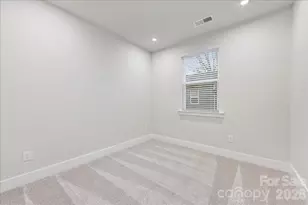 6023 Pivot Ct, Charlotte, NC 28205 - Photo 23