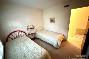 7501 Pawtuckett Rd, Charlotte, NC 28214 - Photo 13