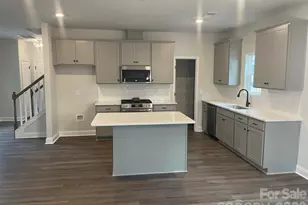 4028 Grommet Ct, Matthews, NC 28105 - Photo 5