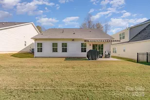 10356 Black Locust Ln, Charlotte, NC 28215 - Photo 21