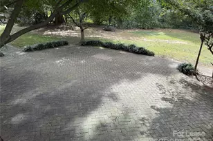 2610 Providence Rd, Charlotte, NC 28211 - Photo 27