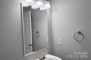 5235 Swearngan Rd, Charlotte, NC 28216 - Photo 19