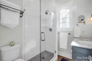 96 Thomas St, Brevard, NC 28712 - Photo 23