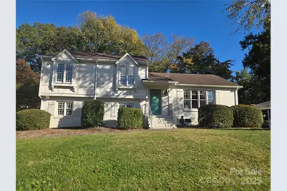 7214 Fox Hunt Road, Charlotte, NC 28212 - Photo 1