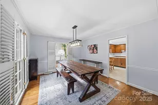 7116 Hollyhouse Dr, Charlotte, NC 28215 - Photo 5