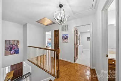 7116 Hollyhouse Drive, Charlotte, NC 28215 - Photo 21